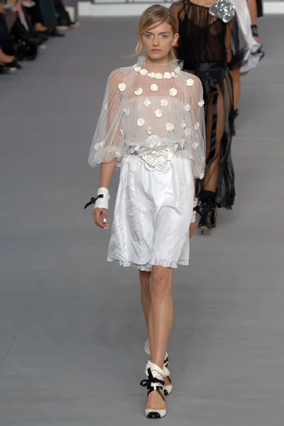 Look 46